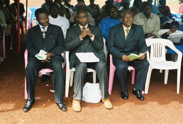 Operation Backpack school-supply distribution, Bafoussam 2005 — photo 6 of 28