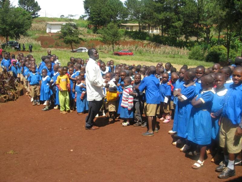 Operation Backpack distribution, Baham 2008 — photo 6 of 28